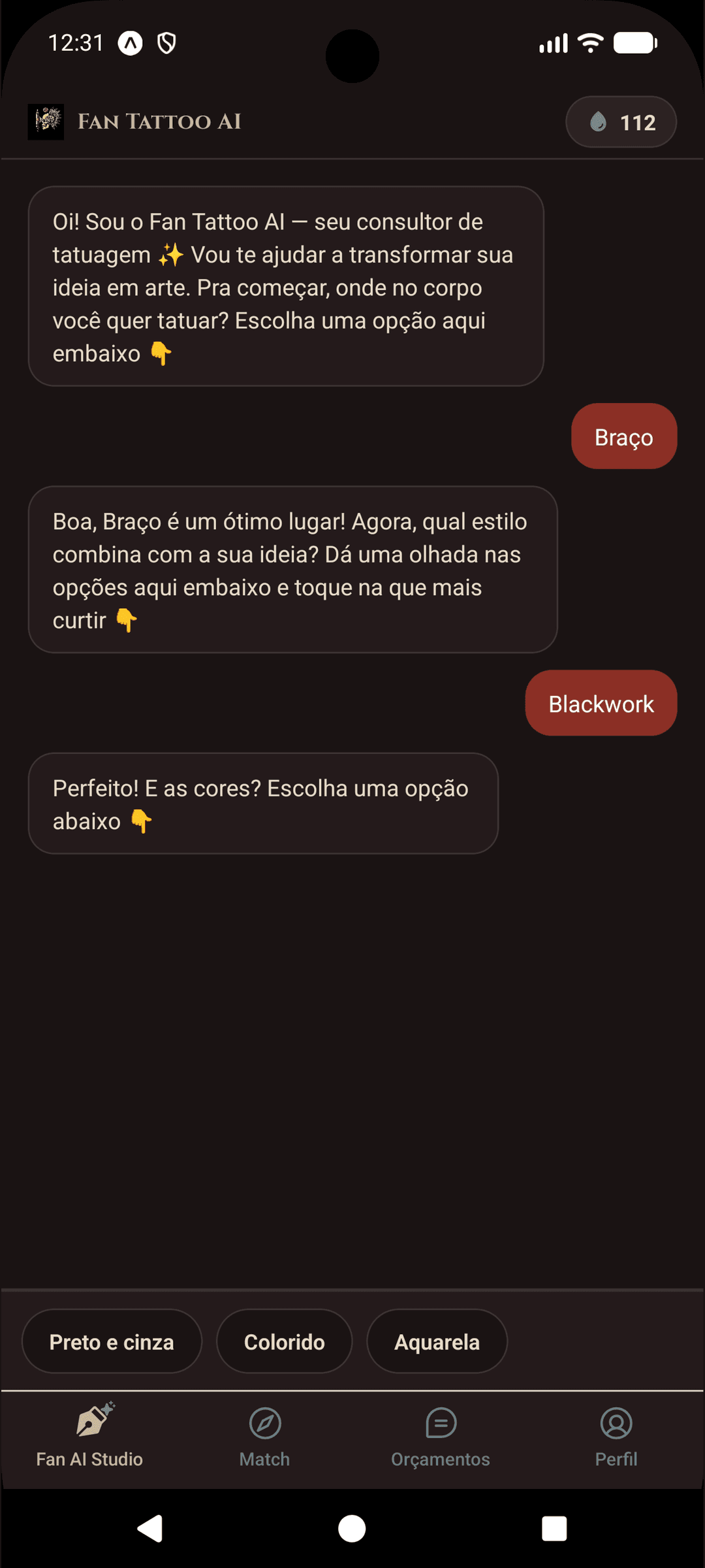 Tela do app Fan Tattoo AI para clientes: chat de consultoria com a IA para escolha de estilo, local do corpo e cores da tatuagem
